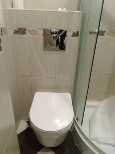 Установка подвесного унитаза (на готовую инсталляцию)